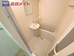 レオパレス　リヨンの物件内観写真